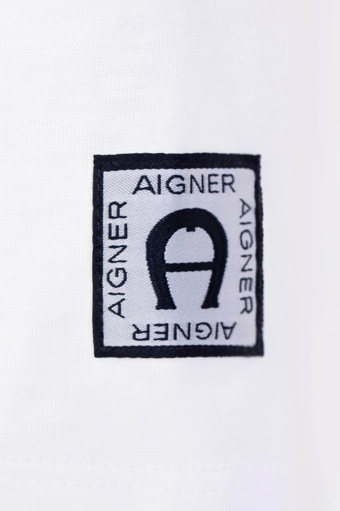 AIGNERGraphic Logo T-shirt4062176841678SAVANNA