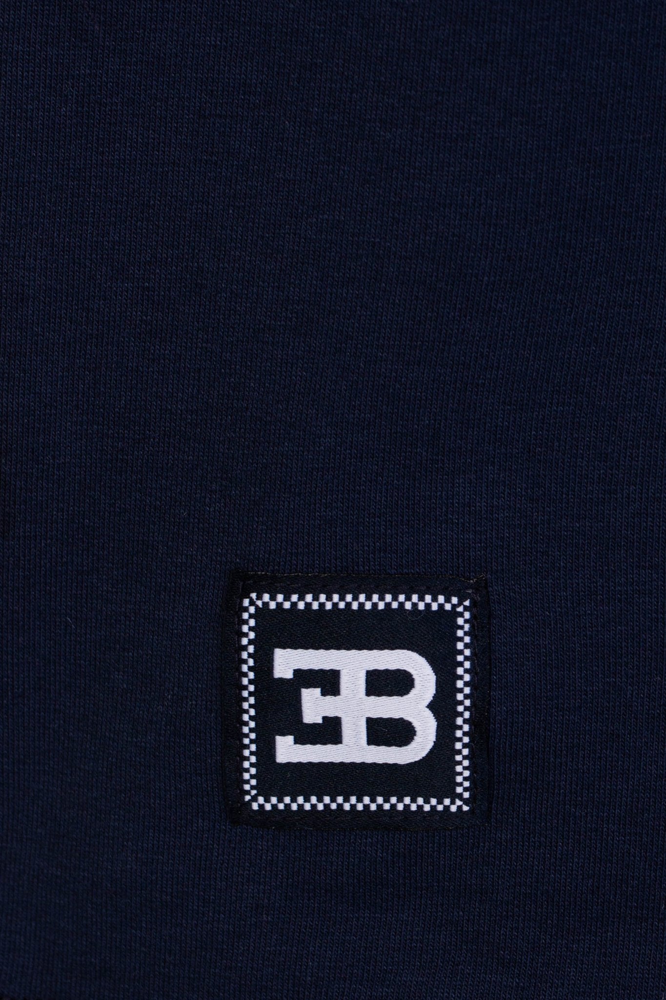 BUGATTIPatch Logo Shorts4062176868422SAVANNA