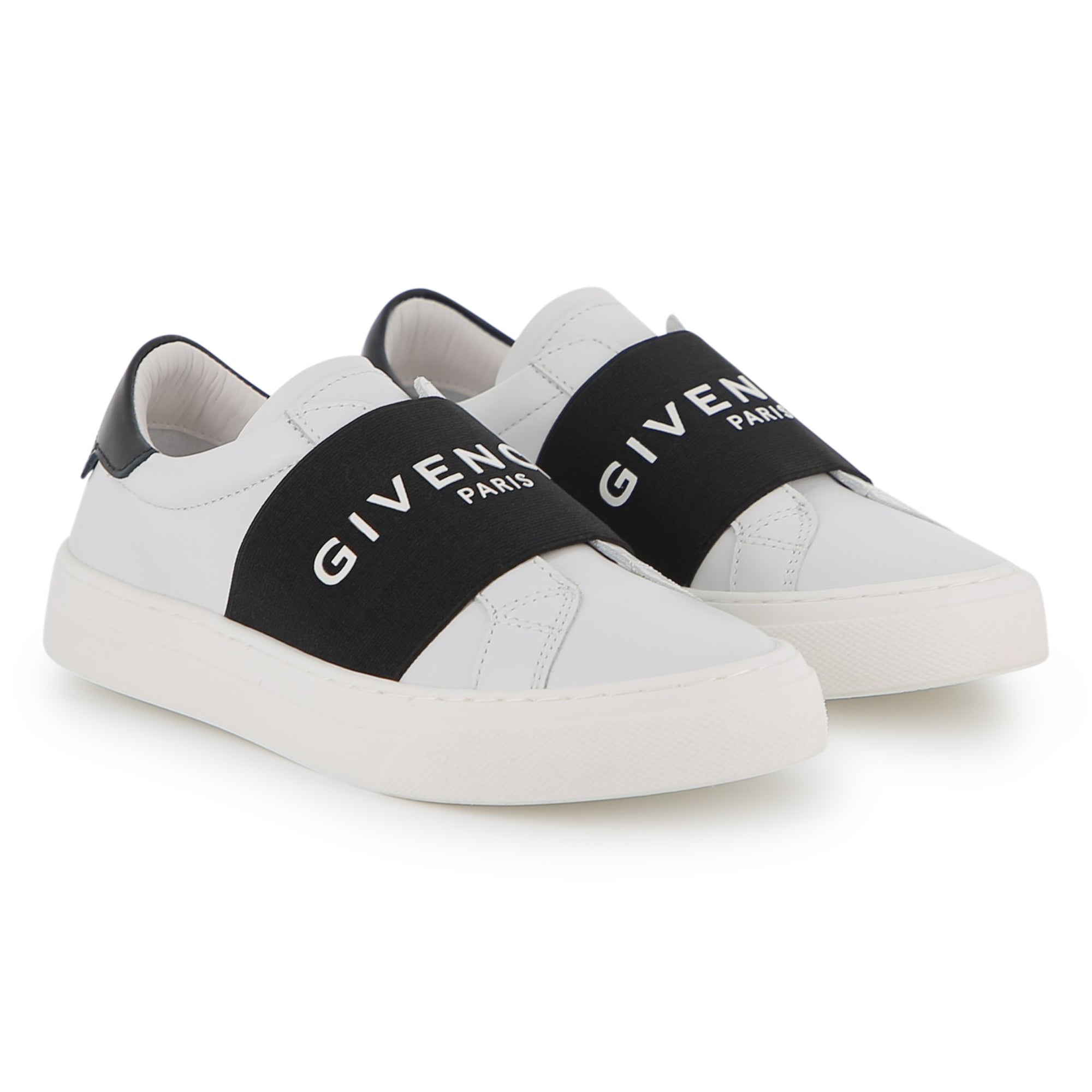 GIVENCHYLogo Print Sneakers3617166120908SAVANNA