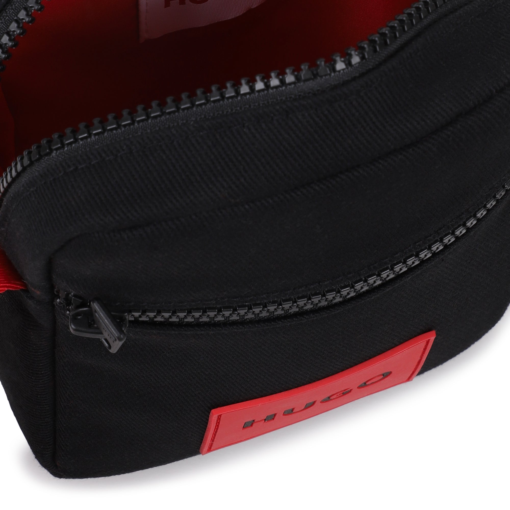 HUGOLogo Crossbody Bag3617165860270SAVANNA