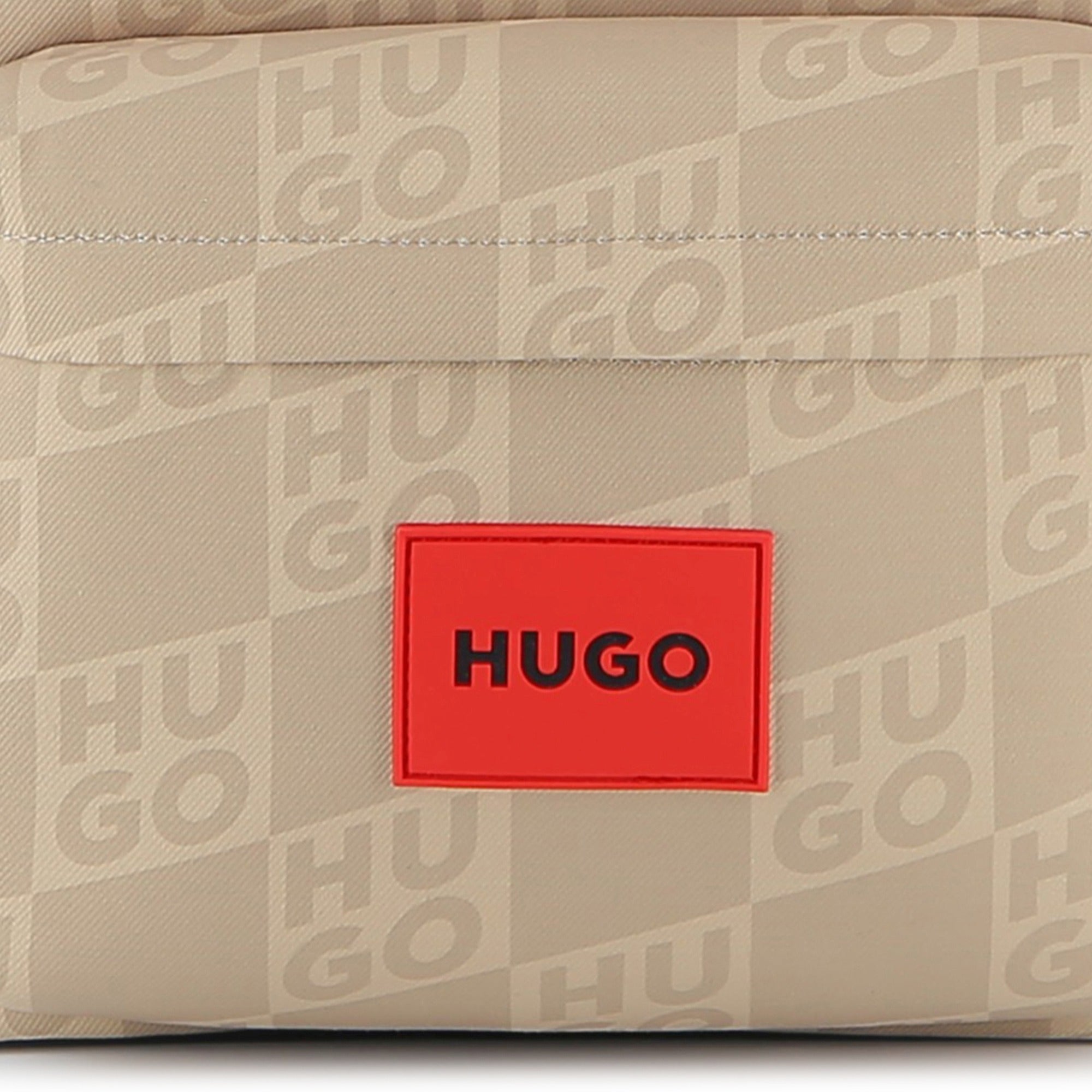 HUGOLogo Graphic Backpack3617166021724SAVANNA