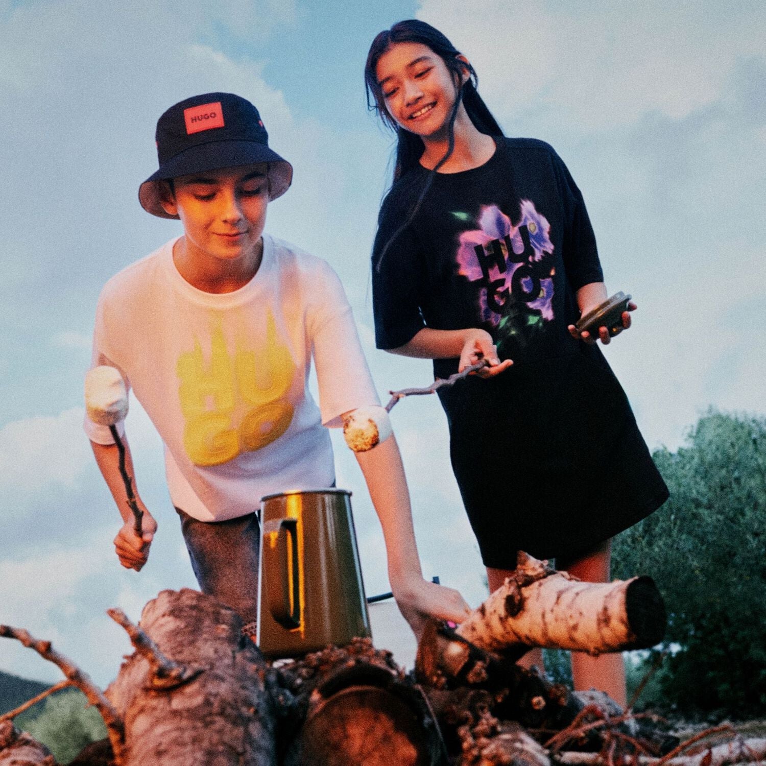 HUGOLogo Sleeve T-Shirt3617165503146SAVANNA