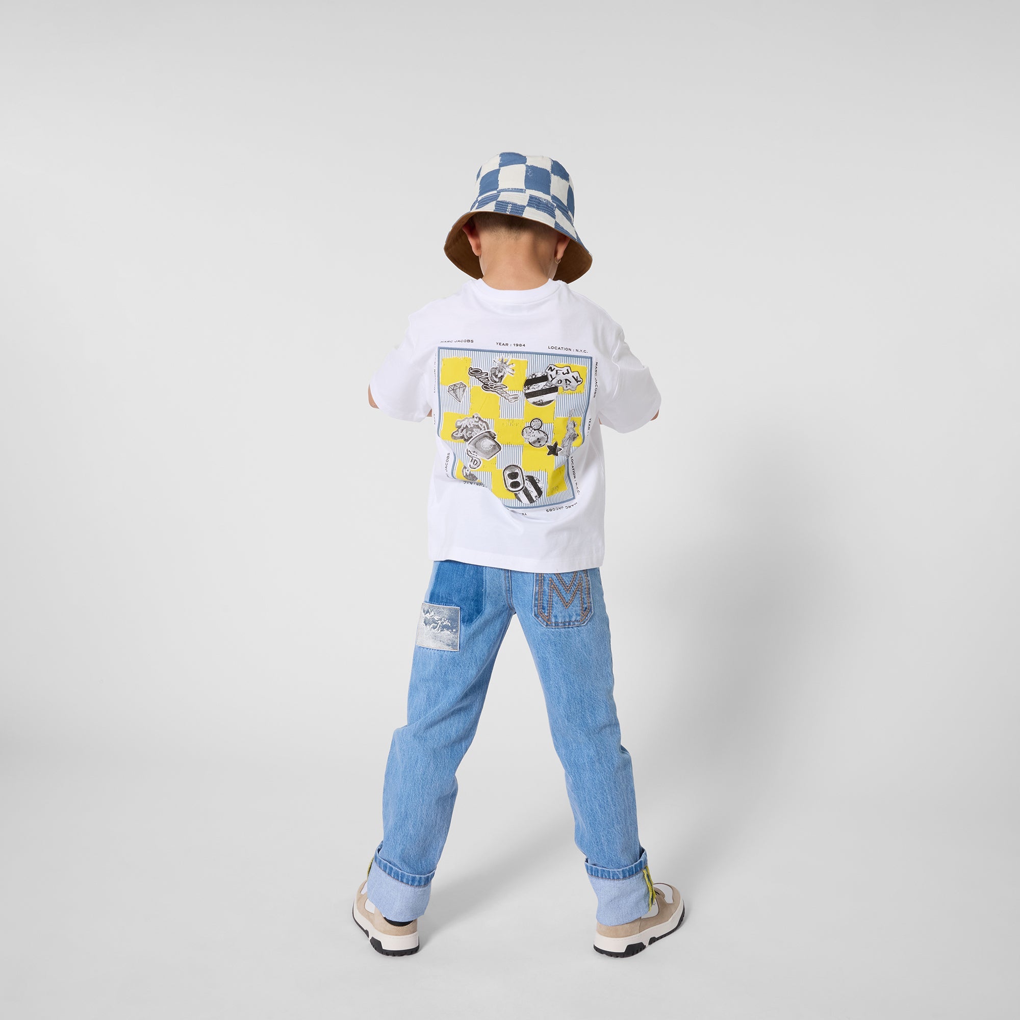 MARC JACOBSGraphic Logo Print T‑Shirt3617165833441SAVANNA