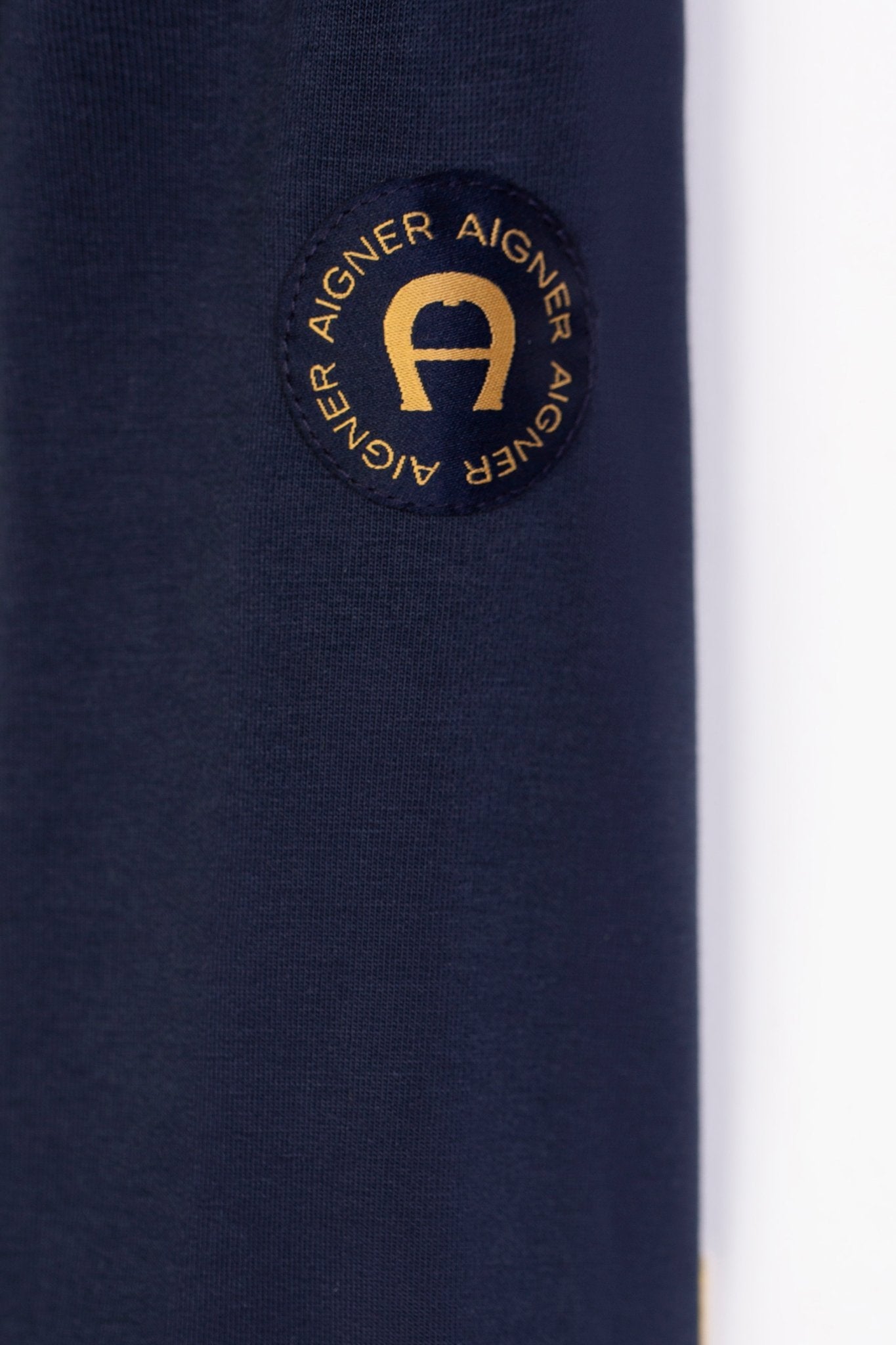 AIGNERLogo Horseshoe Sweatshirt4062176767190SAVANNA