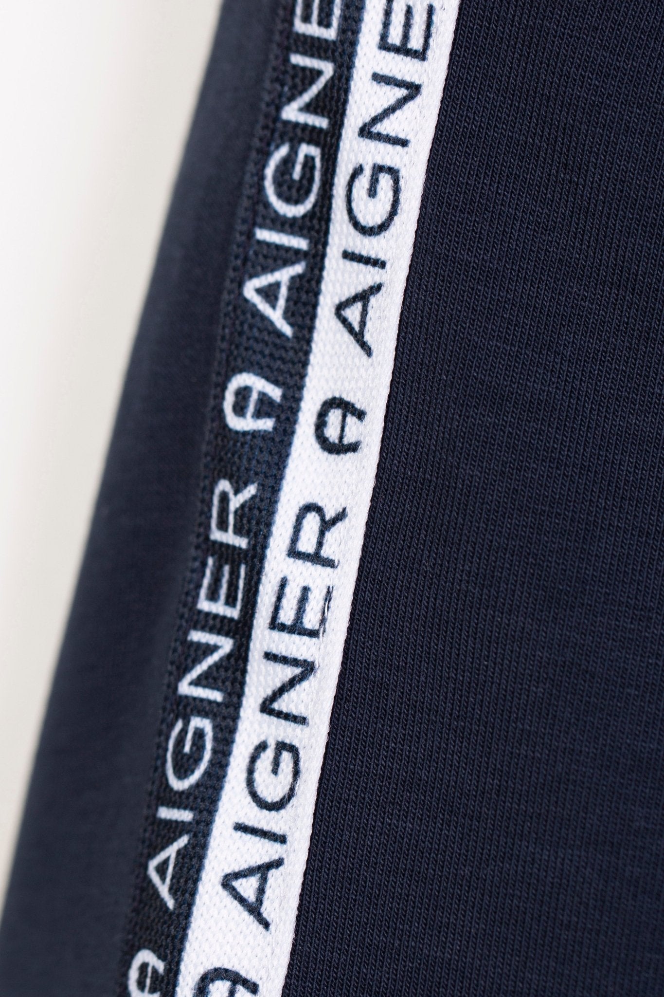 AIGNERLogo Polo Sweatshirt4062176764793SAVANNA