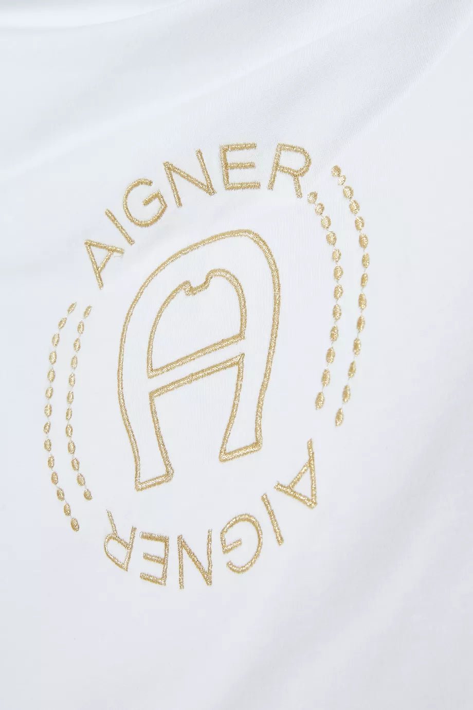 AIGNERLogo Sleeping Nest4062176821151SAVANNA