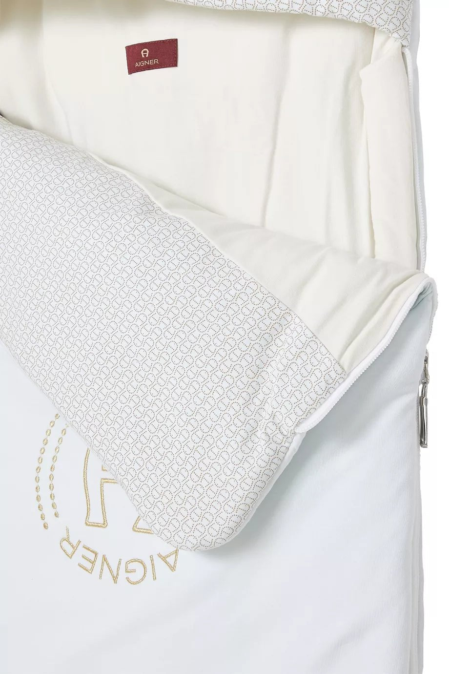 AIGNERLogo Sleeping Nest4062176821151SAVANNA