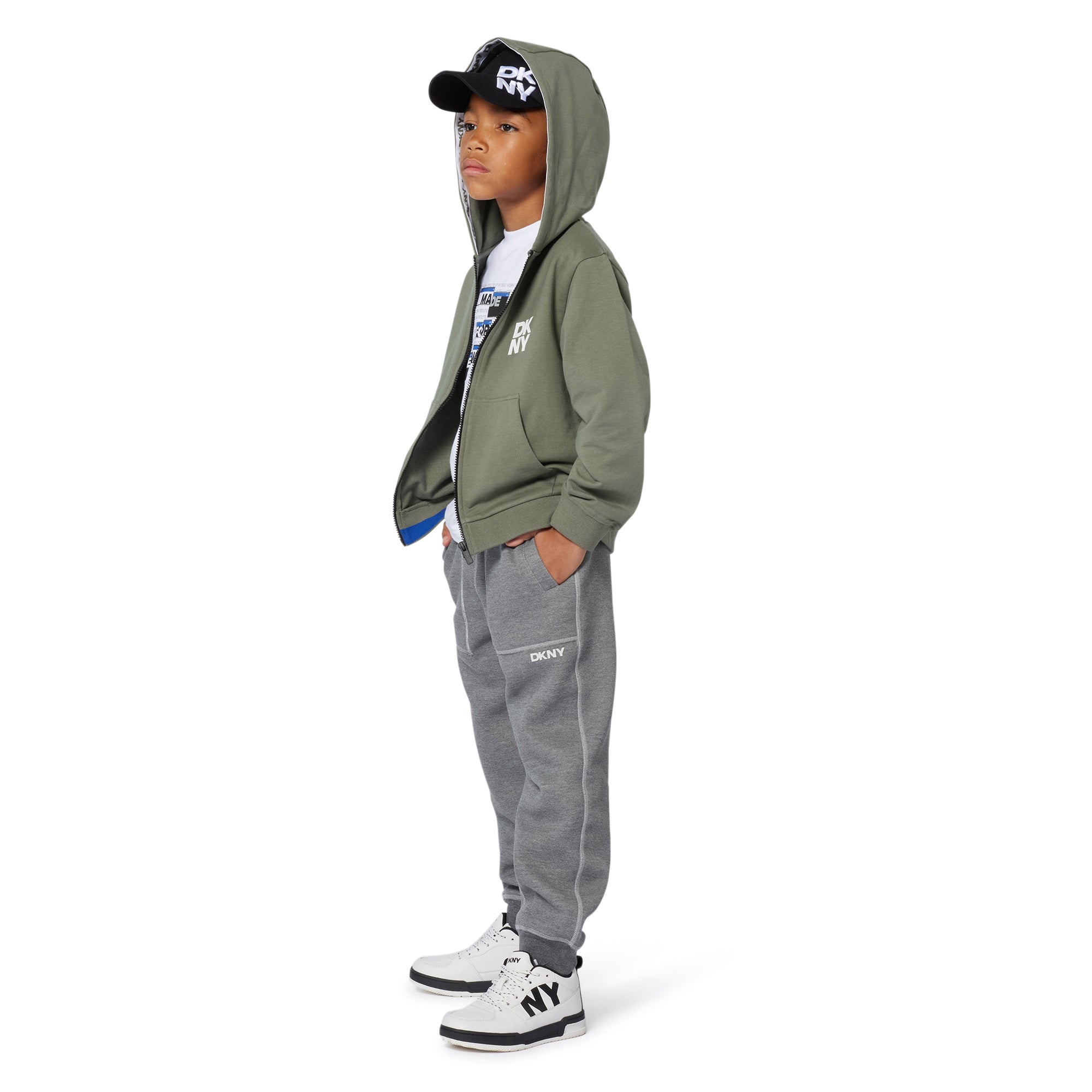 DKNYLogo Embroidered Cap3617165764042SAVANNA