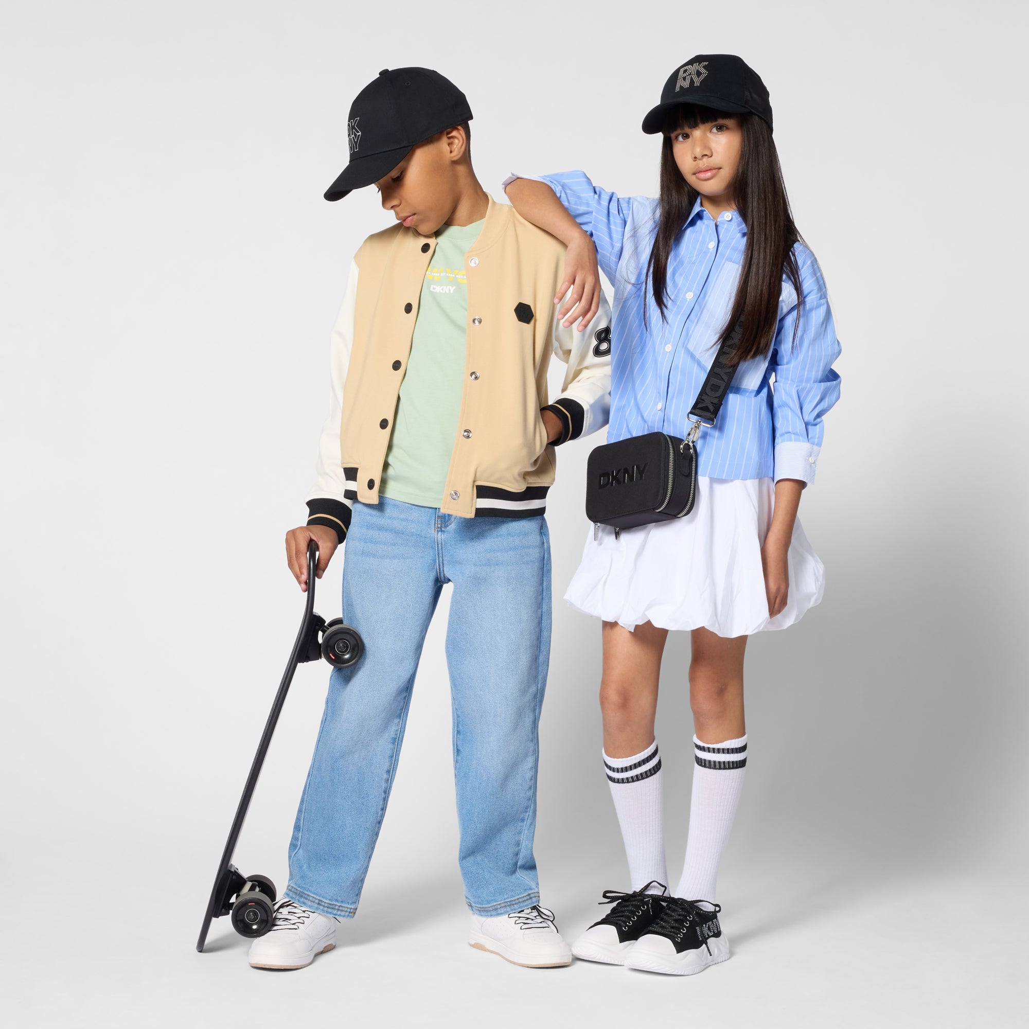 DKNYLogo Embroidered CapSAVANNA