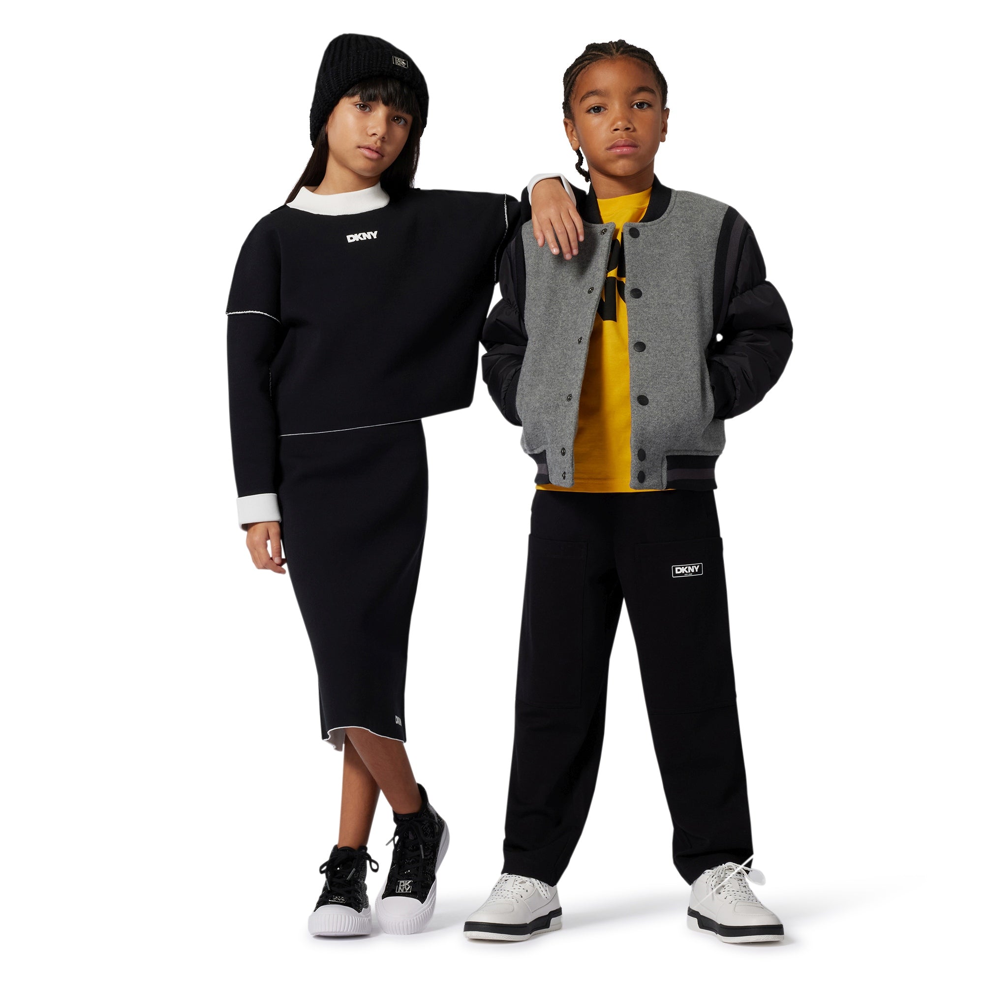 DKNYLogo Reversible Sweater3617165710230SAVANNA