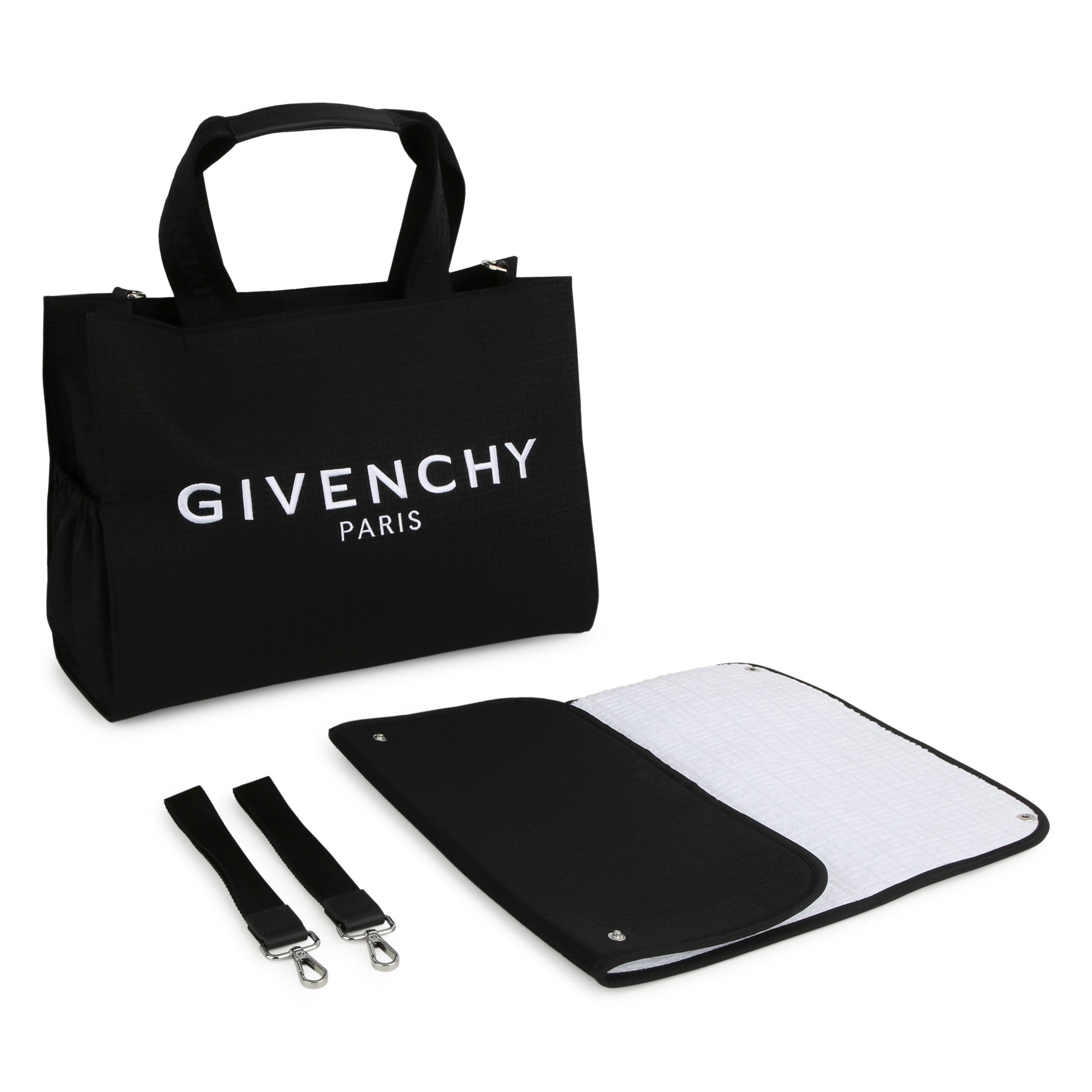GIVENCHYEmbroidered Logo Changing Bag3617165555121SAVANNA