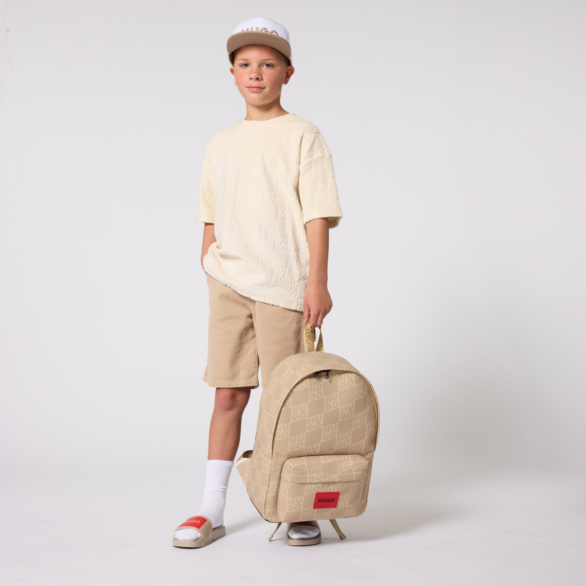 HUGOLogo Graphic Backpack3617166021724SAVANNA