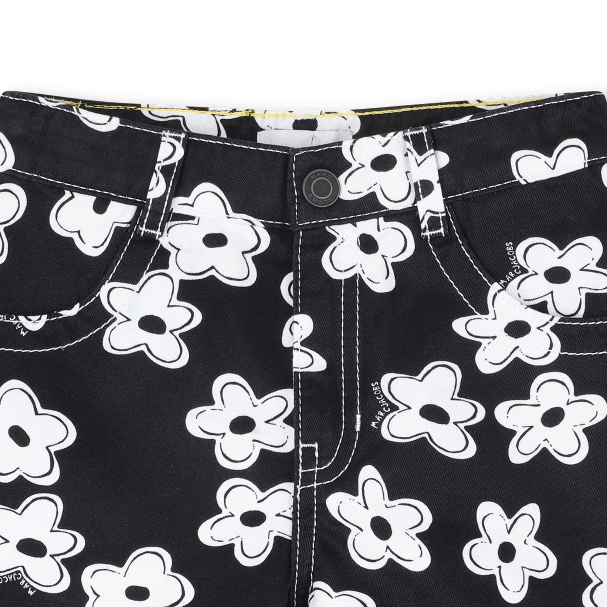 MARC JACOBSDaisy Print Shorts3617165833472SAVANNA