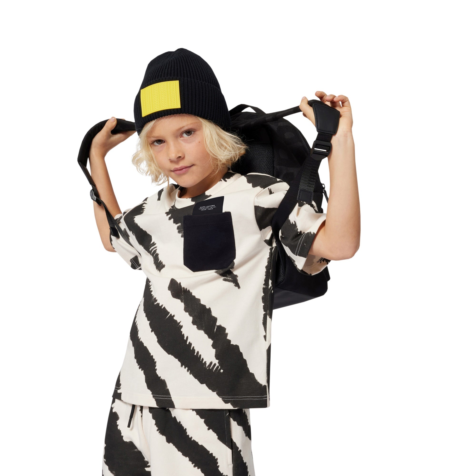 MARC JACOBSLogo Print Backpack3617165539886SAVANNA