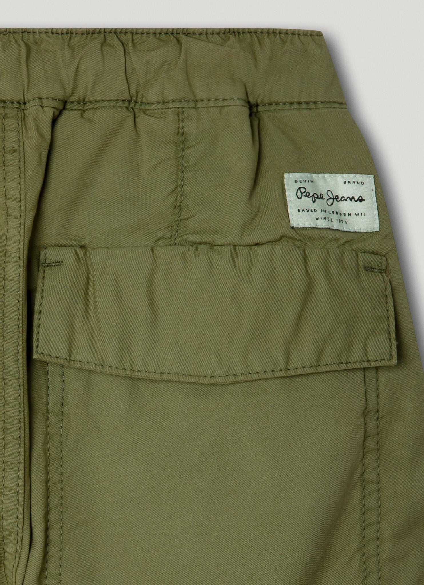 Pepe JeansLoose Fit Cargo Trousers8447508007186SAVANNA