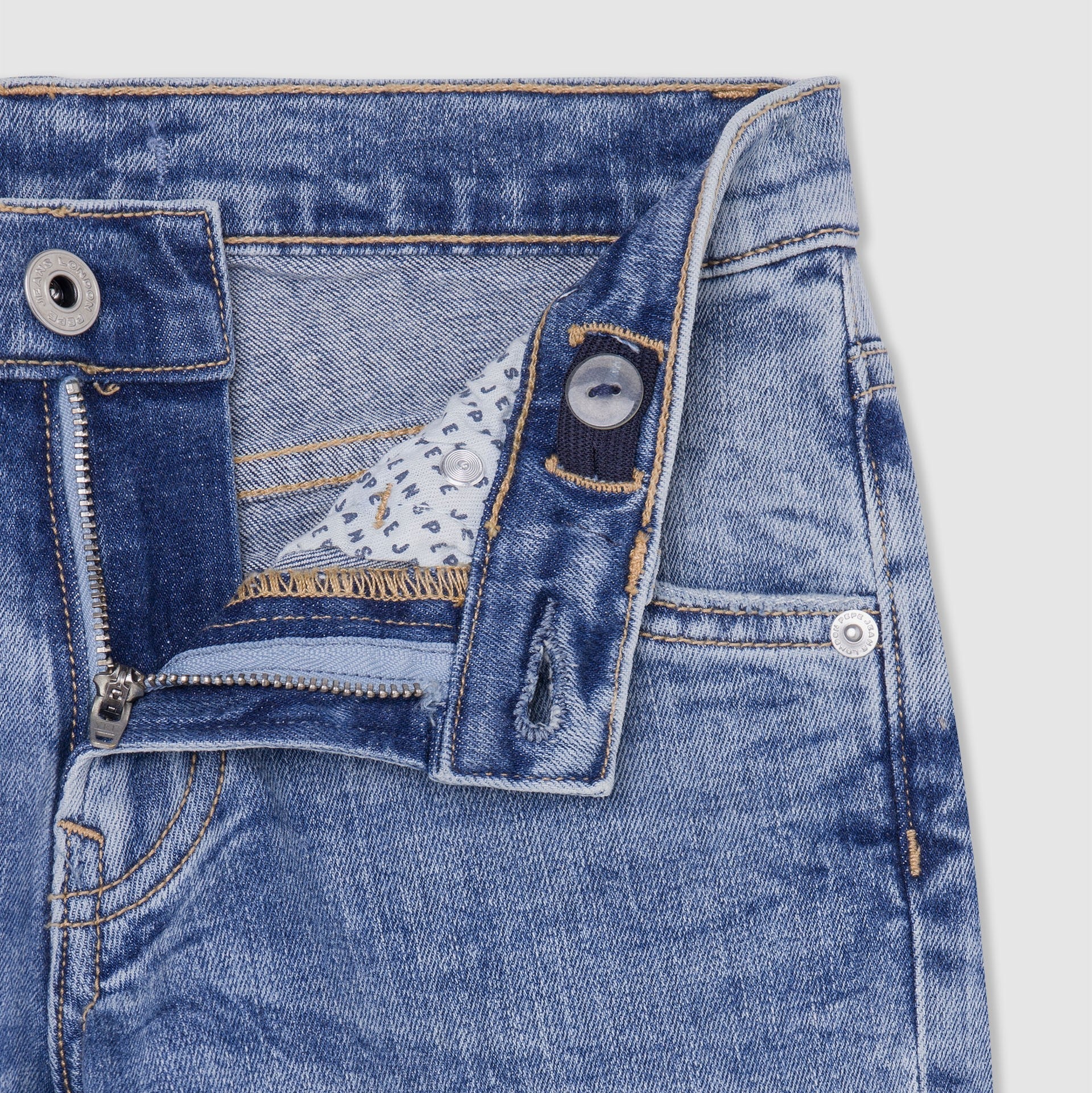 Pepe JeansSlim Fit Mid - Rise Jeans8445866947984SAVANNA